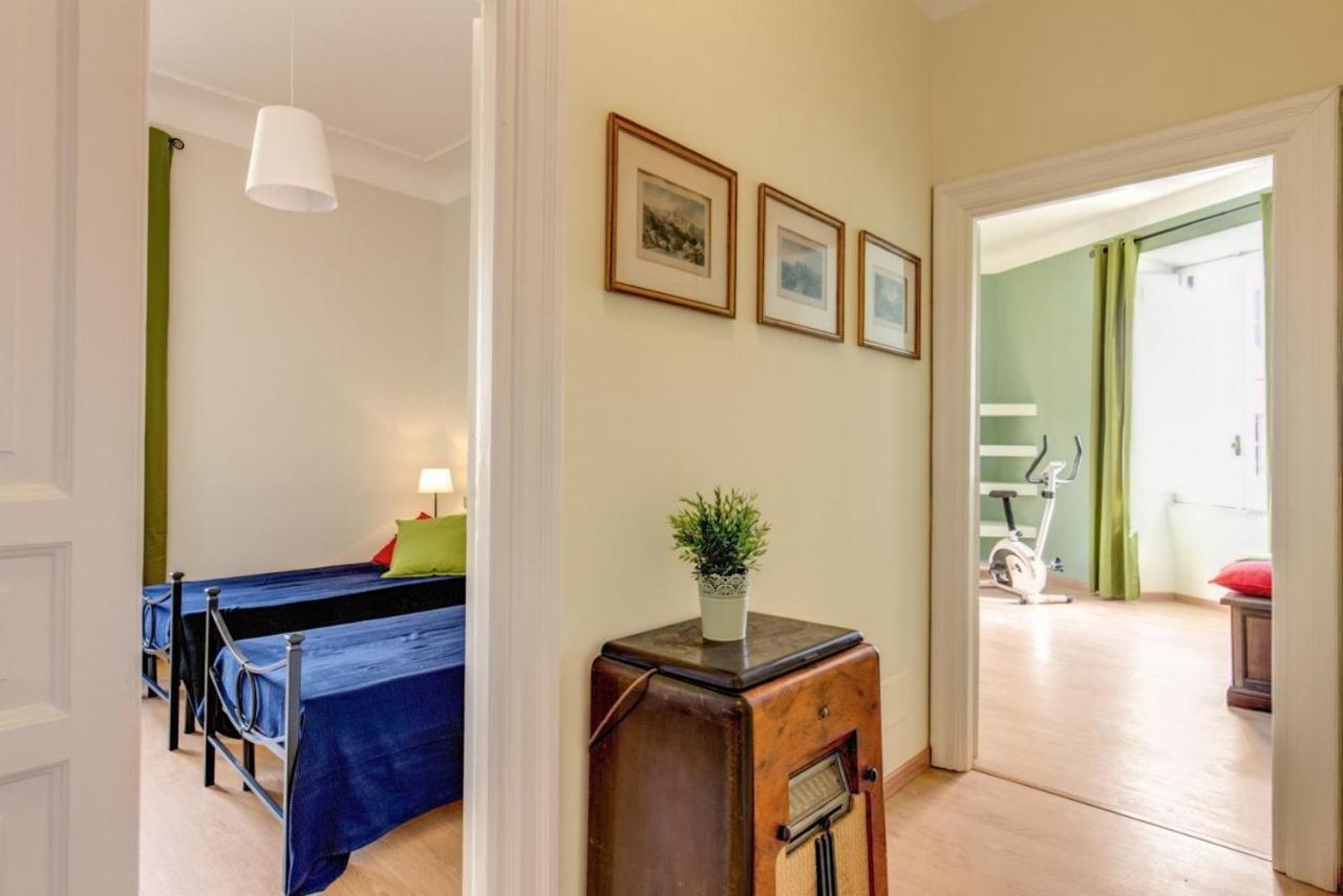 Lovely 4-Bedroom Apartment 30M Sangiovanni Metro Rome Exterior photo