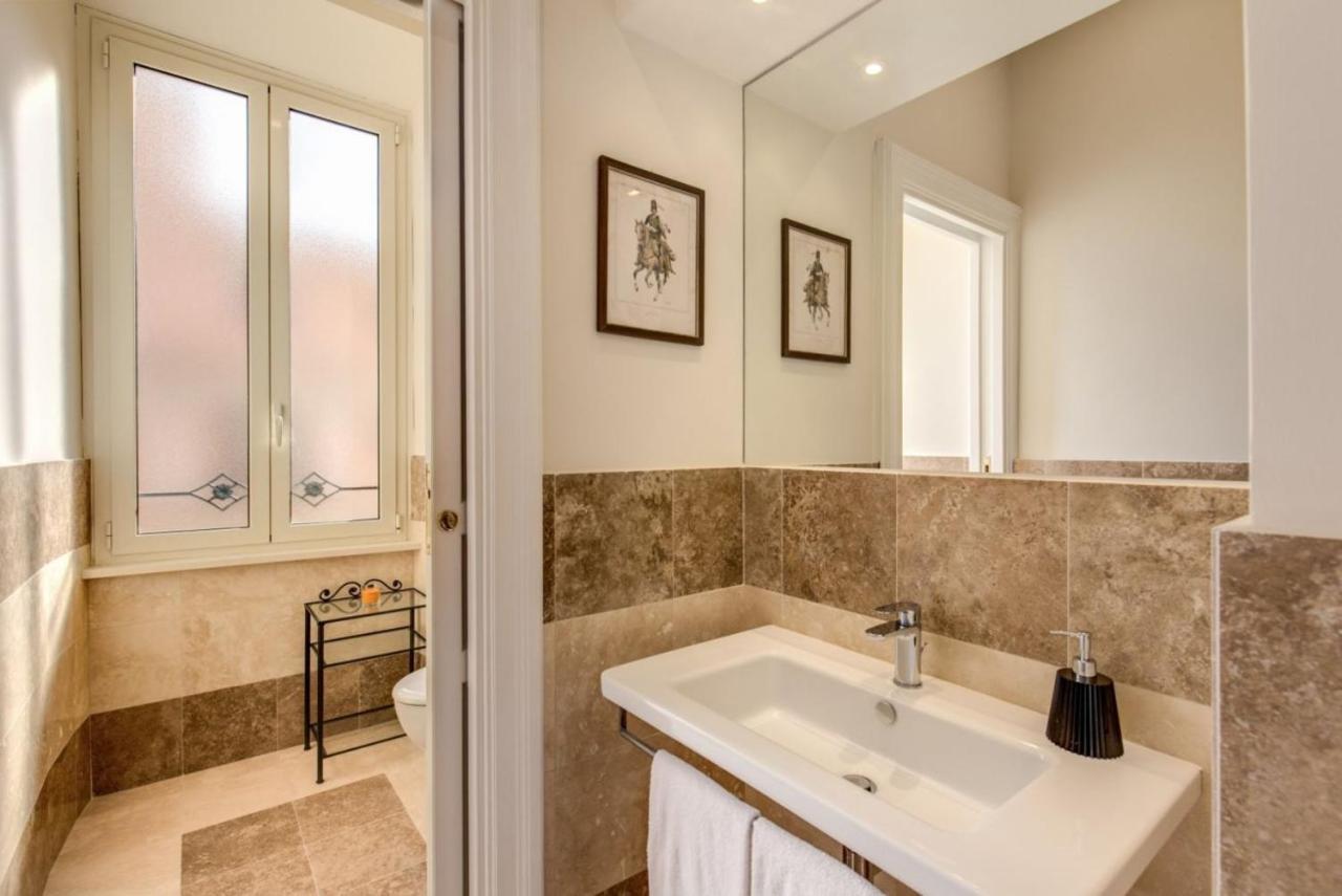 Lovely 4-Bedroom Apartment 30M Sangiovanni Metro Rome Exterior photo